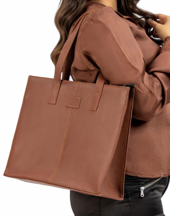 Everyday Women's Leather Zipper Tote Bag-Tan Brown - Image 6