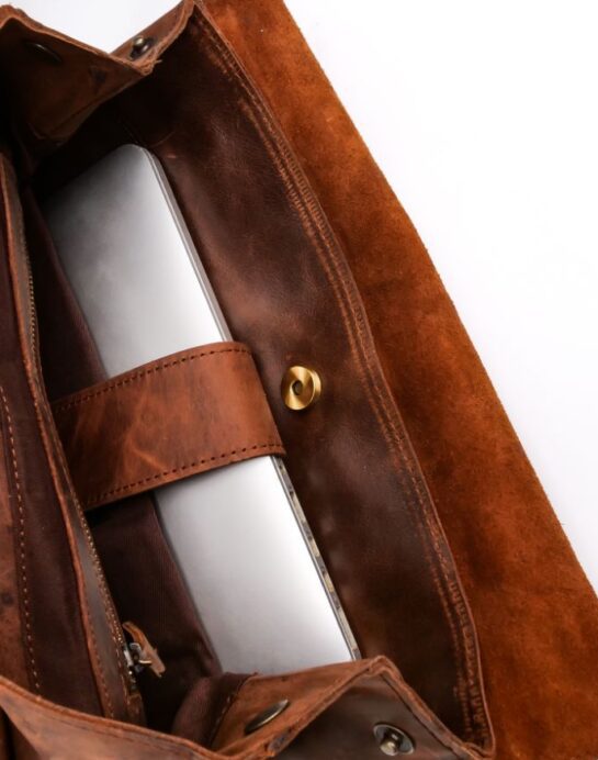 Nomad Vintage Leather Backpack - Image 9